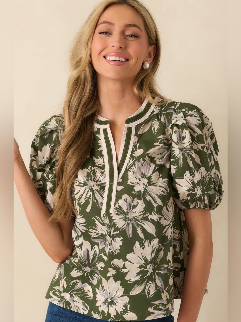 entro Olive Floral Split-Neck Puff Sleeve Blouse